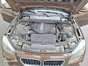 BMW X1 Xdrive18D   - imagine 9