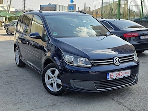 VW Touran 2011 1.6 TDI 105 CP euro 5   RATE   GARANTIE   Livrare - imagine 2