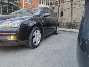 Proprietar vând Ford focus MK2 1,6mpi stare foarte buna  - imagine 2