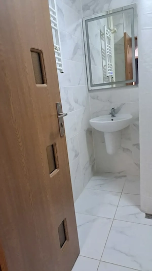 Proprietar închiriez Ap.2 cam. decomandat, Lujerului - imagine 5