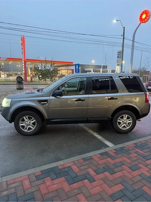 Land Rover freelender 2 - imagine 2