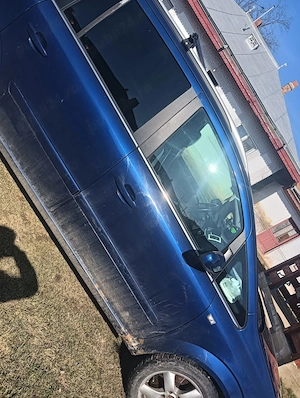 Vând Opel Zafira B 19 ctdi 150 cp  - imagine 3