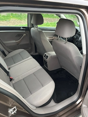 Vand VW Golf 6 1.6 TDI an 2011 euro 5 NAVI - imagine 7