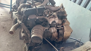 Motor nissan terrano 2.7td - imagine 3