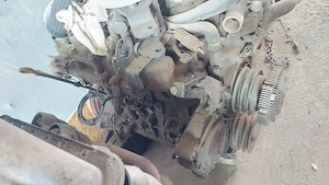 Motor nissan terrano 2.7td - imagine 4