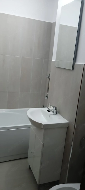 Garsonieră de închiriat-zonă centrală  - imagine 6