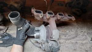 Turbina vw jetta/golf 1.6tdi 110.000km. - imagine 3