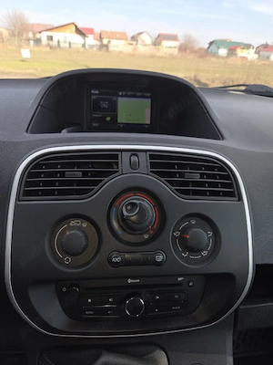 Vand Renault Kangoo 1,5 D  - imagine 4