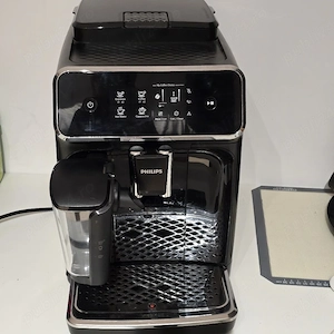Espressor automat PHILIPS Seria 2200 latte go