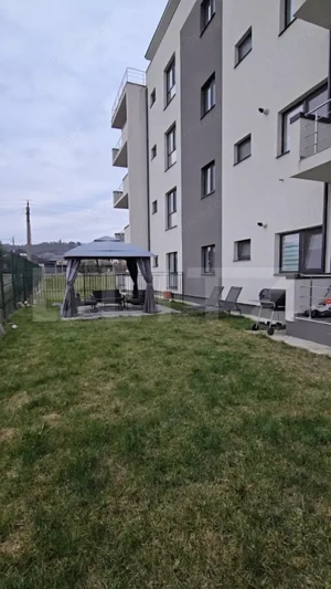 Apartament 2 camere, 61 mp, terasă  90 mp, zona Nord-Est - imagine 2