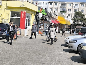 Spatiu versatil Găvana 150mp vitrină 15m - imagine 2