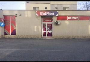 Spatiu versatil Găvana 150mp vitrină 15m - imagine 5