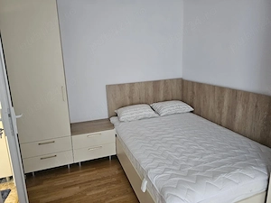 Închiriez apartament 2 camere  - imagine 2