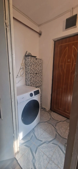 Închiriez garsoniera mobilată Valea Rosie - imagine 3