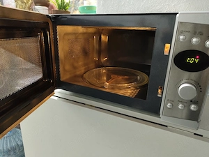 Cuptor cu microunde  - imagine 2