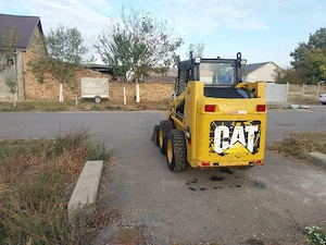 Vand mini incarcator CATERPILLAR model 216B3 - imagine 6