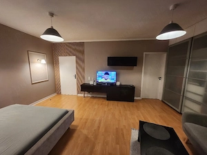 Vand garsoniera tip studio - imagine 1