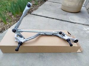 Asamblu ștergător nou, fără motoraș. - imagine 3