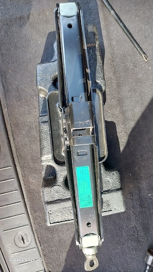 cric original Hyundai Samta fe 2006 2011 folosit o singură dată1 - imagine 3