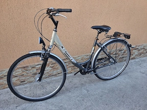 bicicleta  dama  cu dinam