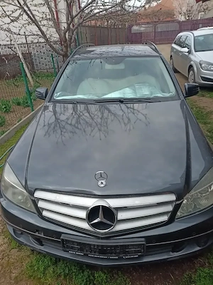 Mercedes Benz C180 , an fabricatie 2010 - imagine 7
