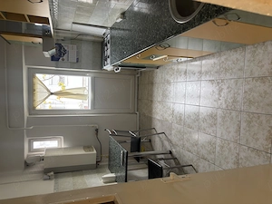 Persoană fizică închiriez apartament cu 3 camere în Micro 3, Buzau - imagine 8