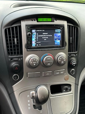 Hyundai H1 2.5 diesel 7+1 locuri - imagine 5