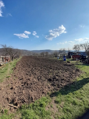 Teren intravilan de vanzare - imagine 4