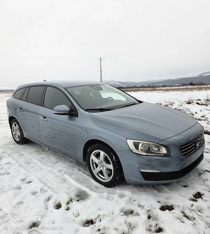 Vânzare Volvo v 60, 2000cc,120 cp,model bussines,an 2018,195500 km',culoare albastra,automata 9 trep - imagine 4