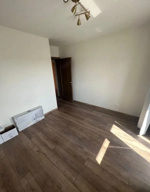 Spațiu Birouri 4 Camere Centrul Civic | Balcon | 8 minute metrou  - imagine 6