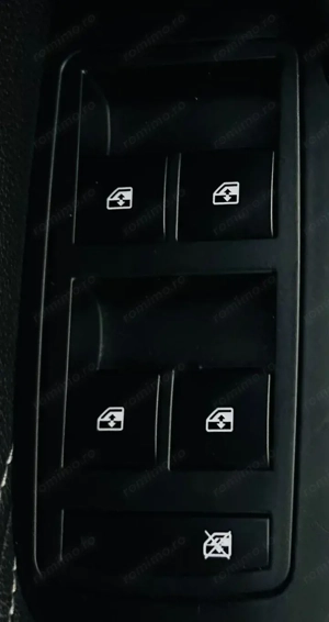 OPEL INSIGNIA - imagine 11