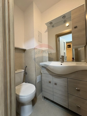 Apartament de închiriat 3 camere Ultracentral PRIMUL CHIRIAS - imagine 8