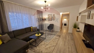 Apartament superb cu 3 camere de închiriat - Miorița