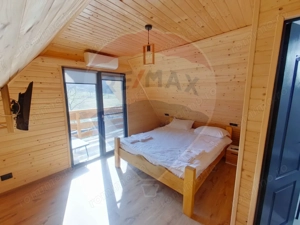 Casă / Vilă cu 4 camere de vânzare - imagine 8