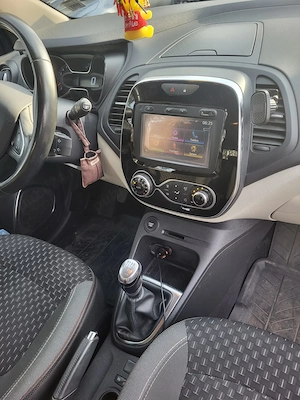 Renault Captur TCE 120cp - FaceLift 2018; primul proprietar  - imagine 4