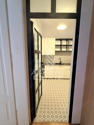 Apartament 3 camere de închiriat , semimobilat, Central -Timisoara - imagine 2