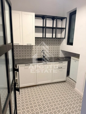 Apartament 3 camere de închiriat , semimobilat, Central -Timisoara