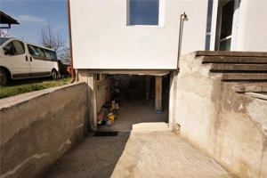 Casa spatioasa cu etaj si curte  #238;n Ghimbav - imagine 18