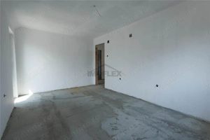 Casa spatioasa cu etaj si curte  #238;n Ghimbav - imagine 11