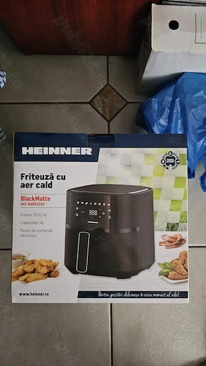 Friteuza cu aer cald Heinner  1500w, capacitate cos 4l nou sigilata