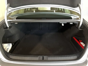 Volkswagen Passat - imagine 12