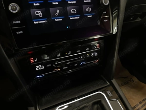 Volkswagen Passat - imagine 18