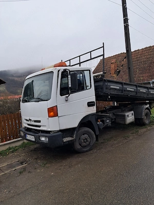 Vind autoutilitara Nissan Atleon  - imagine 4