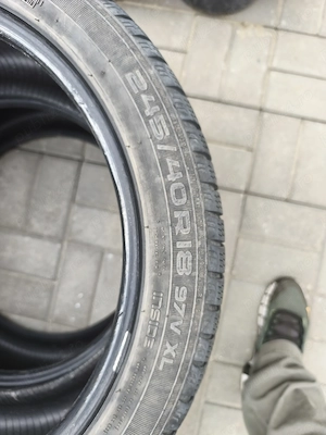 Anvelope iarna folosite 2 bucăți 245/ 40/ 18 Nokian - imagine 2