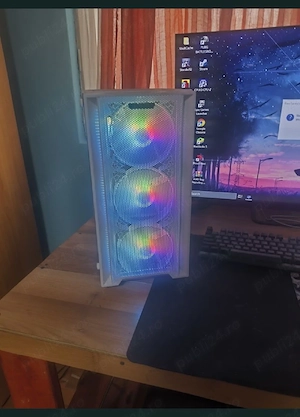 vând pc gaming si monitor 