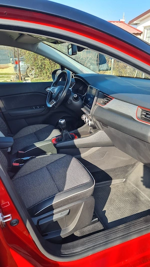 Renault Captur 1.0 TCe - imagine 6