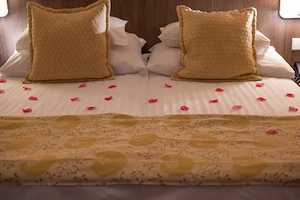 Prime Mixed-Use Investment   Unirii Square | 10%+ Yield Potential |  6M Stabilized Value - imagine 3