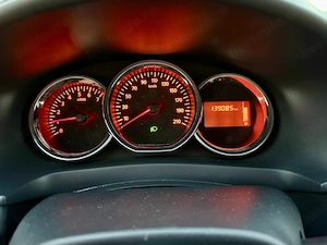 Dacia Logan 0.9tce 90cp clima navy carling inmatriculata 2026 - imagine 8