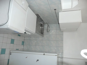 Proprietar inchiriez garsoniera   Doamna Ghica Luntrei 300 euro - imagine 4