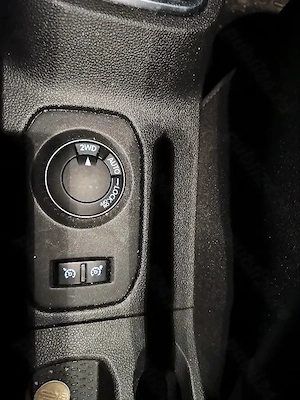 Dacia Duster 4*4 euro 6 - imagine 2